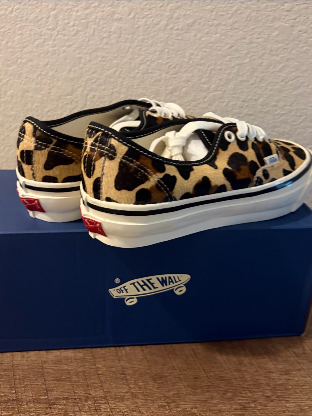 Leopard Vans LX Authentic 44
Pony Hair - Picture 5 of 14